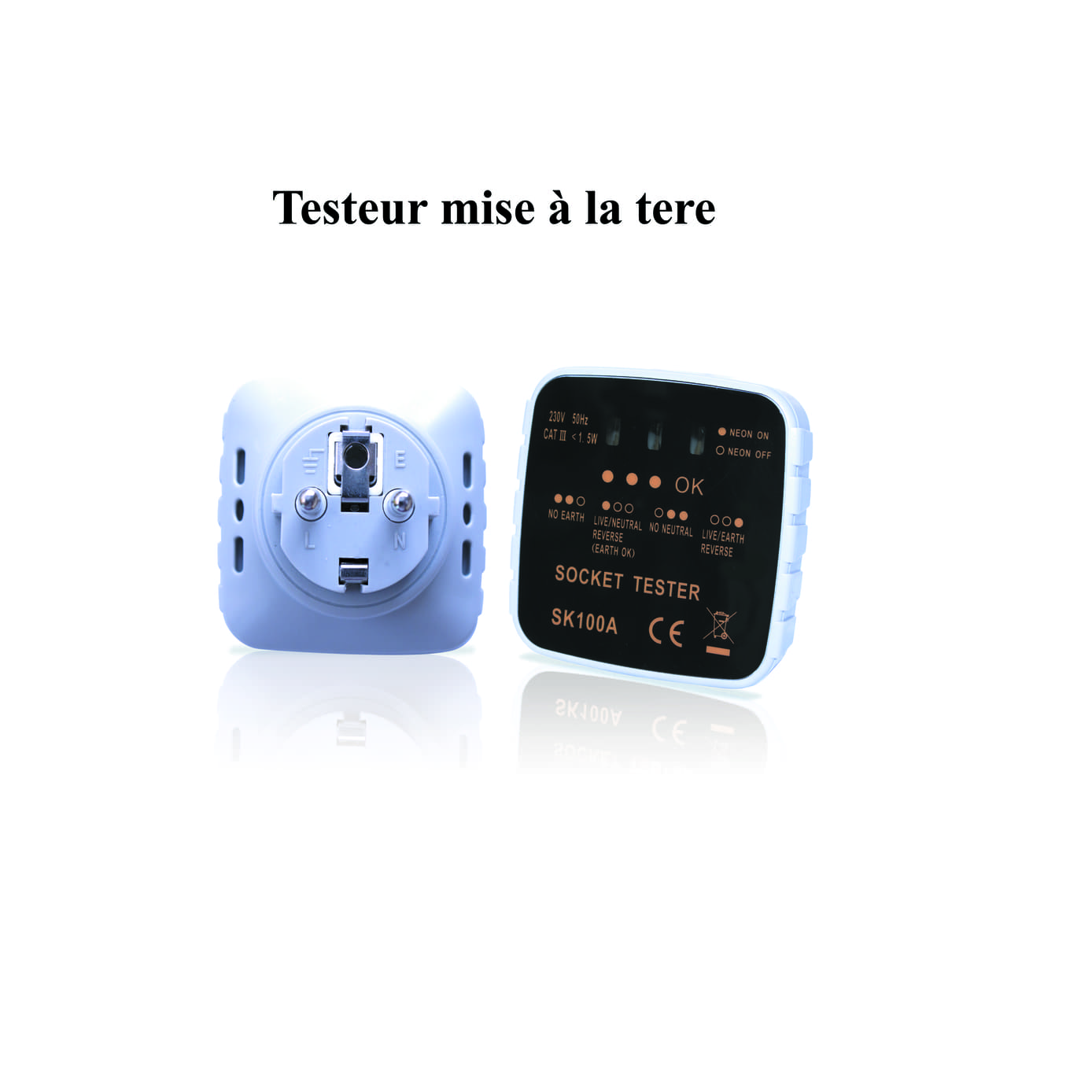 Testeur de socket SK100A bleu avec prise électrique à gauche et panneau de test à droite, appareil de diagnostic électrique.